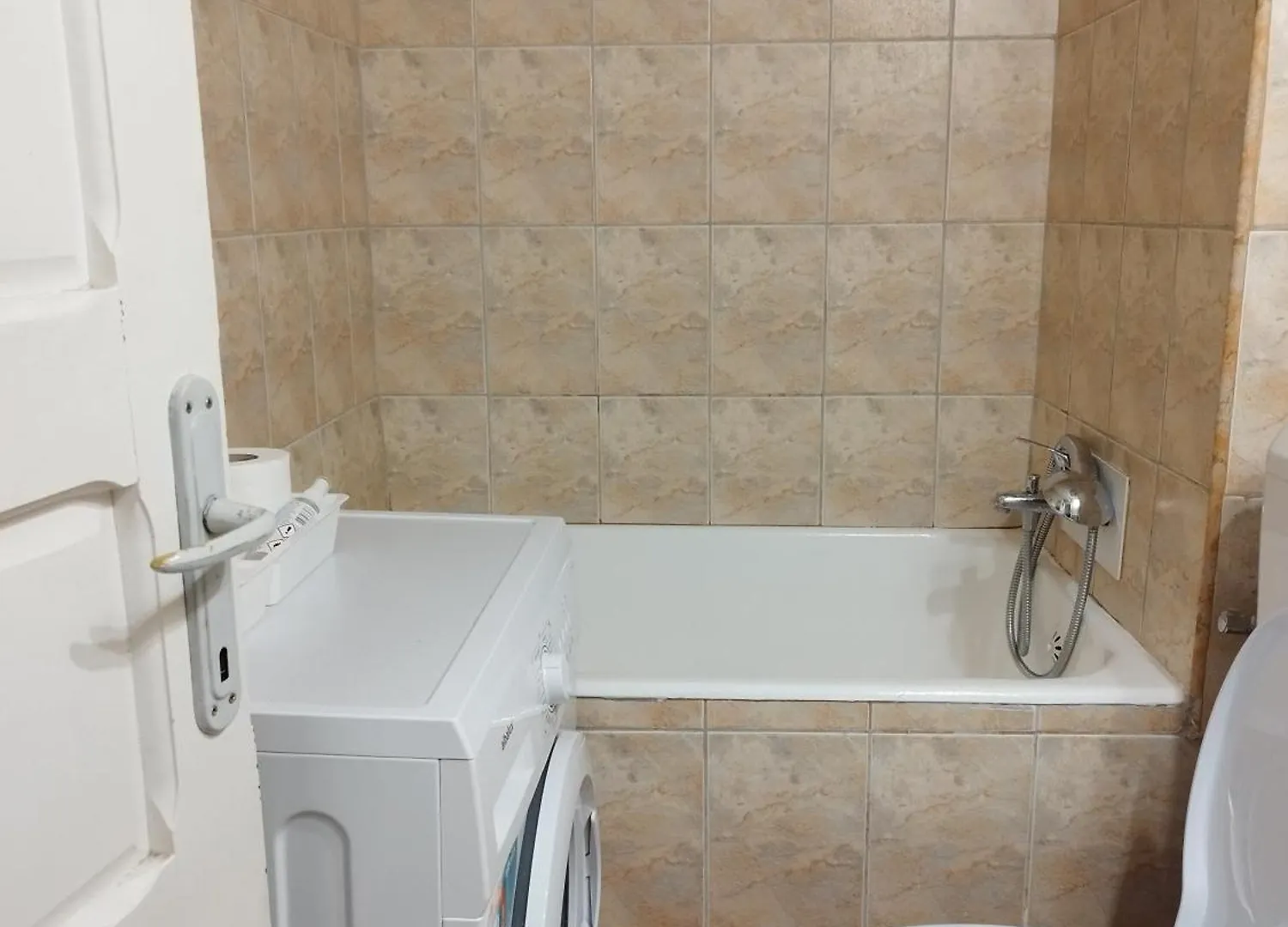 Bloc G3! Apartment Bucharest